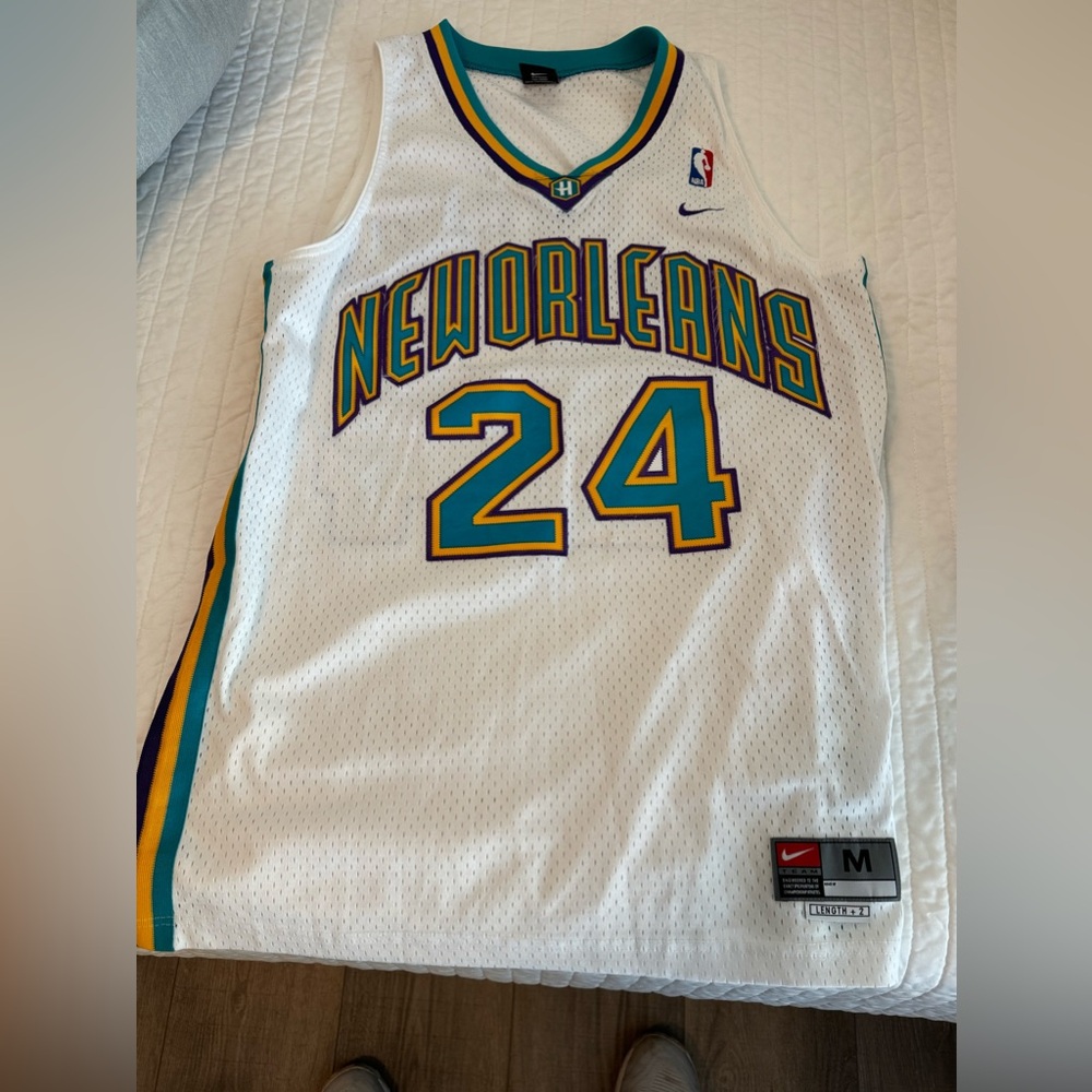 Jamal Mashburn #24 New Orleans Hornets